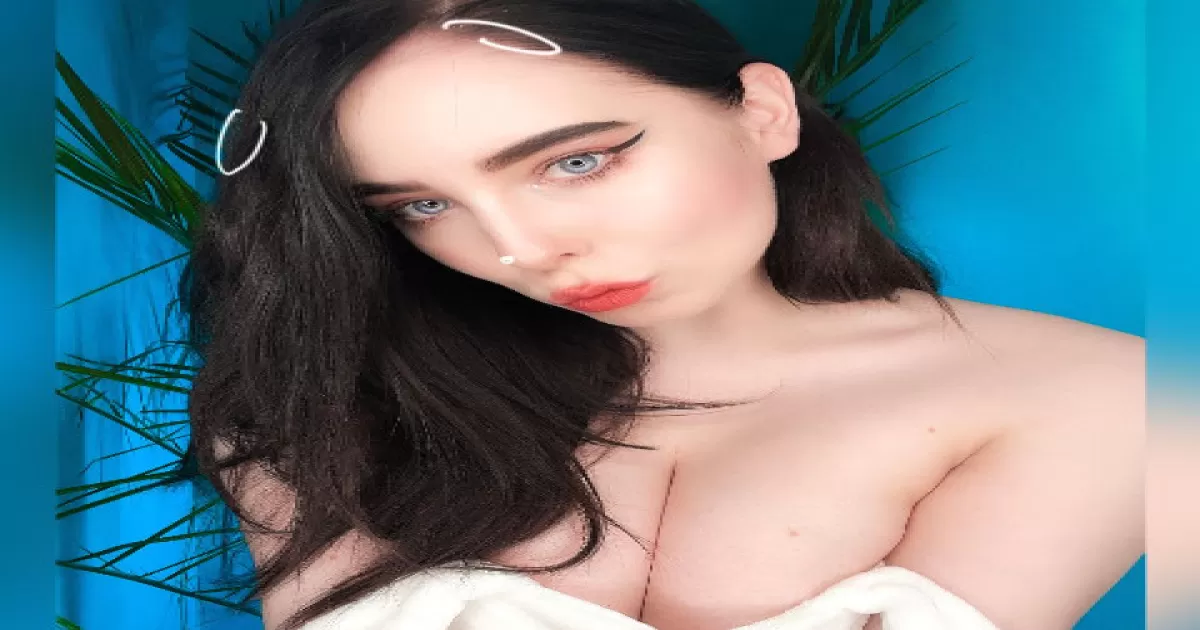 MollyRedWolf screenshot